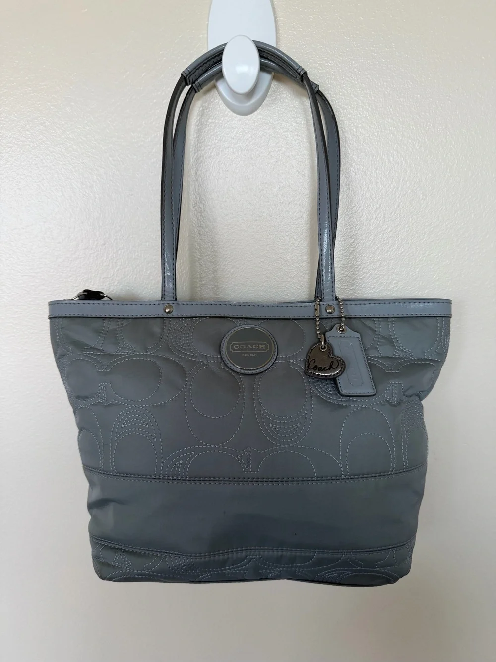 COACH Signature Quilt Stitch Nylon Patent Leather Shoulder Tote Bag F17663